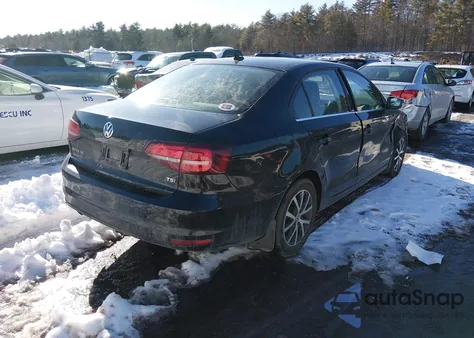 2017 Volkswagen Jetta 1.4T Se z USA, uszkodzony, nr VIN 3VWB67AJ8HM372957